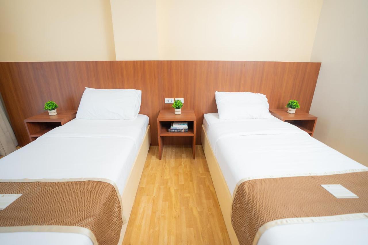 Sundaze Dormitel Hotell Naga  Eksteriør bilde